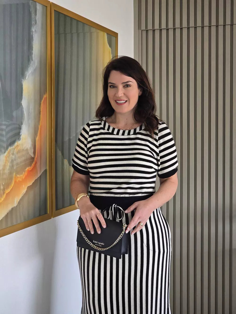 VESTIDO MIDI COM BOLSOS