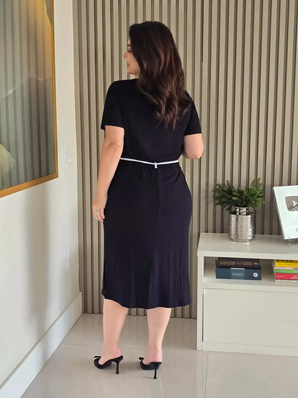 VESTIDO COMFY COM VIVOS