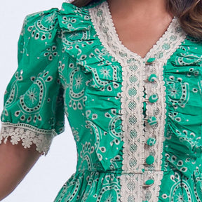 Vestido Feminino Verde com Renda Tiffany - FL14