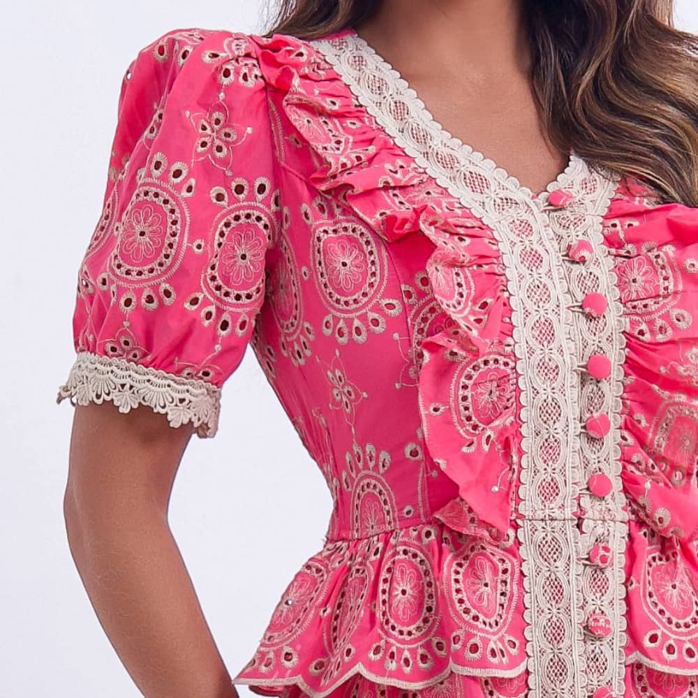 Vestido Feminino Midi Rosa com Renda Tiffany - FL02